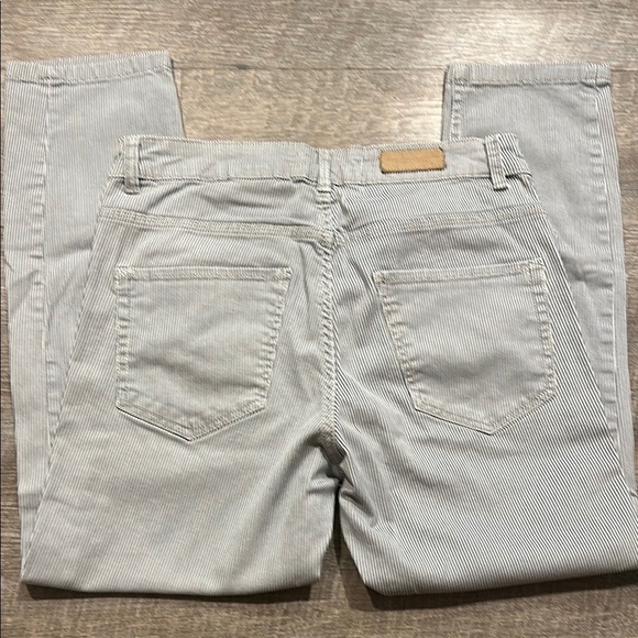 L.O.G.G. H&M Blue/White Striped cropped straight leg Jeans Size 10 - Picture 8 of 11